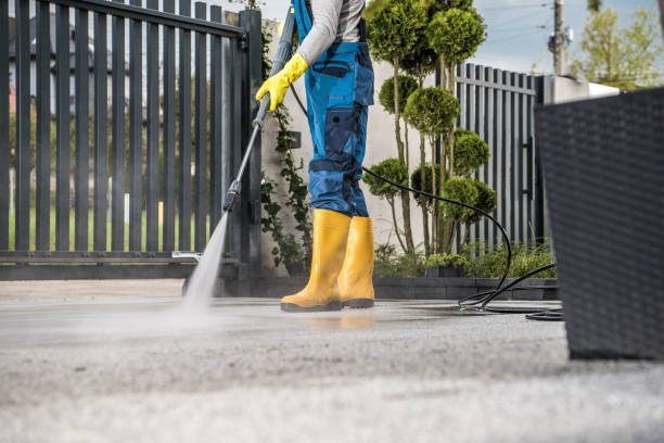 Best Oil and Grease Removal from Surfaces in Plymouth, MN